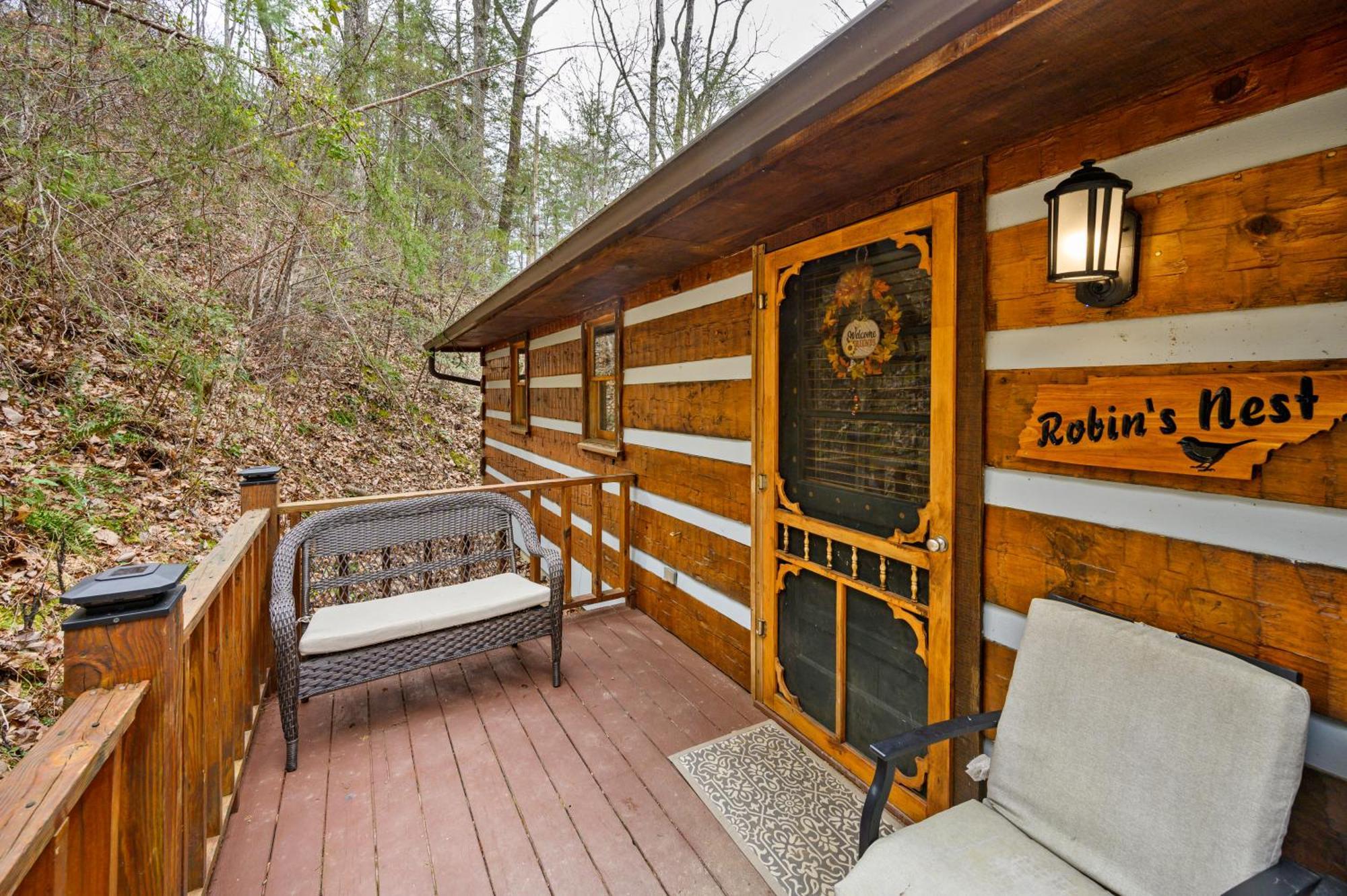 ピジョンフォージ The Robins Nest With Hot Tubヴィラ エクステリア 写真